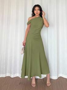 Elenzga 女士优雅奢华正式长裙，不对称领口，荷叶边细节，收腰，A 字廓形，拉链开合，绿色，适合万圣节、圣诞节、国庆节、新年派对、毕业典礼、婚礼、角色扮演 - 橄欖綠 - 查看 5