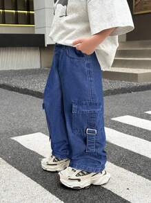 SHEIN 小男孩时尚做旧洗水宽松牛仔裤，带工装口袋，休闲百搭，适合儿童街头服饰春装