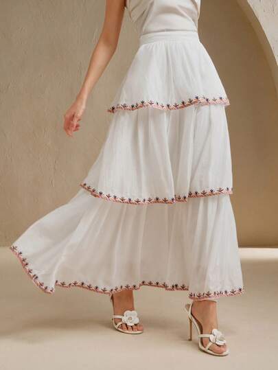 Anewsta 女装春夏拼搏波西米亚重工刺绣橡筋荷叶边白裙