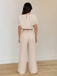SHEIN PETITE Batwing Sleeve Crop Top & Drawstring Waist Pants Textured Fabric Two Pieces Two Pieces Set Beige Two Pieces Set Casual Two Pieces Set Comfortable Two Pieces Set Tall Two Pieces Set Two Pieces Pants Set Women Two Pieces Set - Apricot - View 2