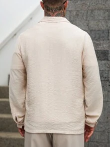 Manfinity Homme Camisa de lino de unicolor casual para hombre con hebilla frontal, de manga larga y cuello, para salir, camisa abotonada beige, camisa cubana de lino para hombres, camisa de verano para hombres - Albaricoque - Ver 2