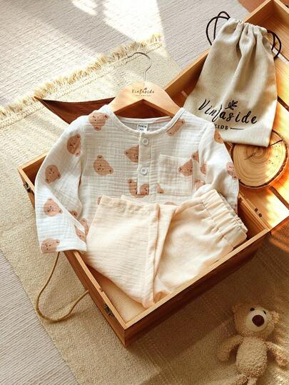 SHEIN Baby Boy Round Neck Long Sleeve Bear Print T-Shirt Paired With Fashionable Casual Pants, This Outfit Provides Comfortable And Stylish Look For Casual Home, Outdoor Activities Or Vacation, Suitable For Autumn Season