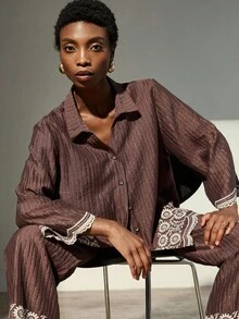 Aveloria Modichic Bộ 2 món: Áo sơ mi thêu họa tiết và quần ống rộng cạp chun, chất liệu vải Tencel. - Rỉ Nâu - Xem 3