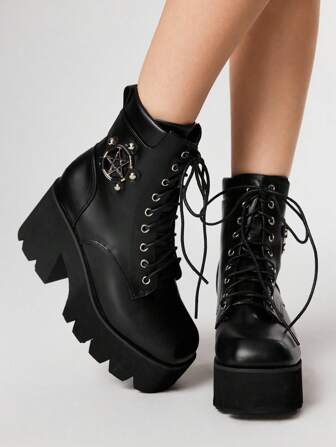 Grunge Punk Gothic Style Square Toe Chunky Heel Punk Boots, PU Leather Black High Heel Boots Suitable For Party, Daily Wear, Evening Dress, Height Increasing And Leg Lengthening