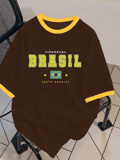 Claim Dot Camiseta de parchwork para hombre Manfinity Hypemode, con estampado de elementos y letras de fútbol de Brasil en verde y amarillo, de manga corta con parchwork de colores contrastantes