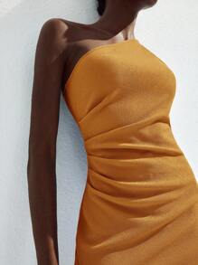 Maija Vestido corto y ajustado con un hombro, plisado, de estilo minimalista y moderno, adecuado para vacaciones, playa, festivales de música, Halloween, fiestas, invitados de boda, casual de negocios, otoño/invierno