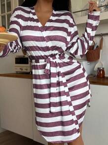SHEIN Plus Size Comfortable Striped Print Robe, Fall & Winter  Cozy And Elegant Details - Purple - View 3