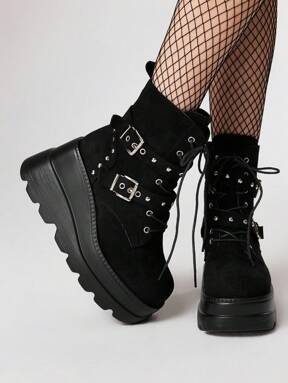 Goth Women's 2024 Autumn/Winter New Round Toe Black Punk Buckle Thick Sole Ankle Boots
