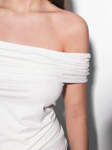 Maija 大码女式休闲基本款露肩 T 恤 - 白色 - 查看 4