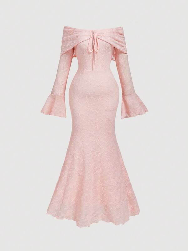 SHEIN MOD فستان ماكسي أنيق بتصميم كتف مكشوف من الدانتيل باللون الوردي الفاتح، مناسب للسهرات والمناسبات الخاصة كرأس السنة وعيد الحب والخروجات اليومية والعطلات الهادئة