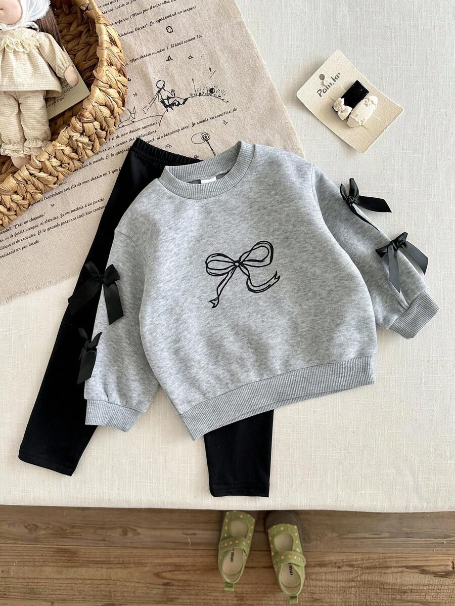 SHEIN 女婴幼儿新生儿0-3岁休闲日常百搭宽松蝴蝶羊毛圆领长袖卫衣+打底裤套装，秋冬
