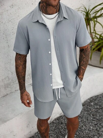 Manfinity Homme 2pcs/Set Men's Solid Color Textured Short Sleeve Shirt And Shorts Set, Summer Men Shirt And Shorts Set, Cozy Outfits