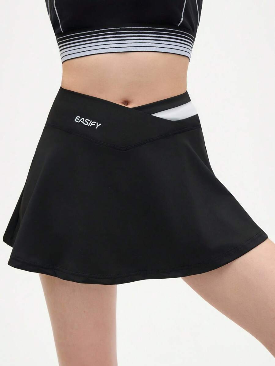 Eassivo Eassivo 女式休闲运动字母印花迷你裙和裙裤 - 黑與白 - 查看 1