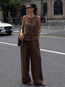 DAZY 2 件套极简主义复古硬币设计无袖圆领单排扣背心和裤子套装，高端时尚 - 棕色 - 查看 3