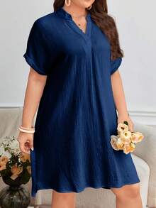 SHEIN Cottnline Plus Size Women's Solid Color V-Neck Batwing Short Sleeve Casual Dress - Navy Blue - View 3