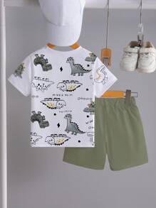 SHEIN Playful Pals 两件套男婴休闲可爱卡通恐龙印花短袖圆领T恤和短裤套装，适合日常外出和居家玩耍，夏季恐龙男婴套装 - 彩色 - 查看 2
