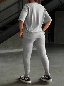 INAWLY Bộ áo thun ngắn tay và quần legging in hình trái tim đầu lâu - Xám - Xem 2