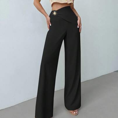 여성용 캐주얼 우아한 통근 도시 일상 패션 학교 복귀 다용도 베이지 솔리드 미드웨스트 비대칭 허리 메탈 장식 루즈 스트레이트 레그 팬츠, 여름