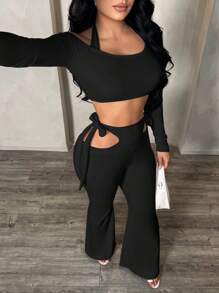 SHEIN SXY Bộ đồ 2 món vải dệt kim màu trắng co giãn cao, thoáng khí, thoải mái cho nữ: Áo crop top hở vai, cổ yếm, buộc dây + Quần ống loe khoét eo, thích hợp mặc hàng ngày, dự tiệc, mặc nhà thường ngày - màu đen - Xem 4