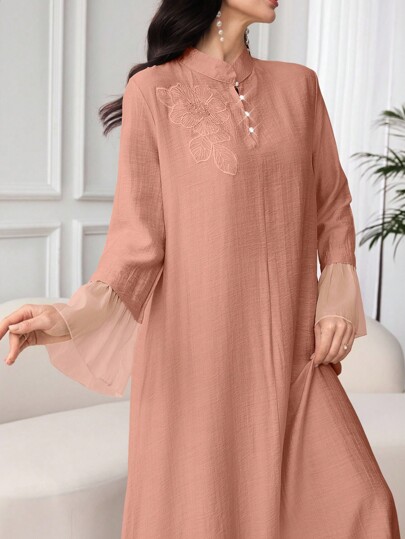 Al Najma Váy dài tay cổ đứng cho nữ có đính vải và lưới, dáng rộng