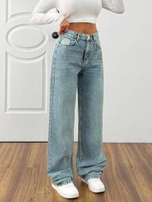 EURMUSE Stylish Women's Denim Straight Leg Jeans In Medium Wash With Zipper Detail And Plain Pattern Long For Casual Outfits - Medium Wash - View 4
