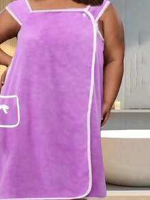 SHEIN 1 件加大码可穿戴浴巾 - 超柔软珊瑚绒浴裙，带口袋，快干吸水，