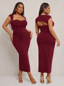 SHEIN SXY 大码女式优雅性感露背 T 领弹力针织修身中长连衣裙，适合婚礼季、浪漫狂欢节、度假、通勤、返校季、毕业典礼、约会、情人节、邮轮装束、单身派对装束、俱乐部、可爱、休闲、购物、街头服饰、外出、易于搭配且看起来苗条，凸显您的身材，修饰身材 - 酒紅色 - 查看 1