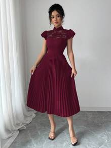 Elenzga 优雅浪漫女士连衣裙，配有飘逸袖子、立领、收腰设计和褶裥撞色蕾丝。 - 酒紅色 - 查看 5