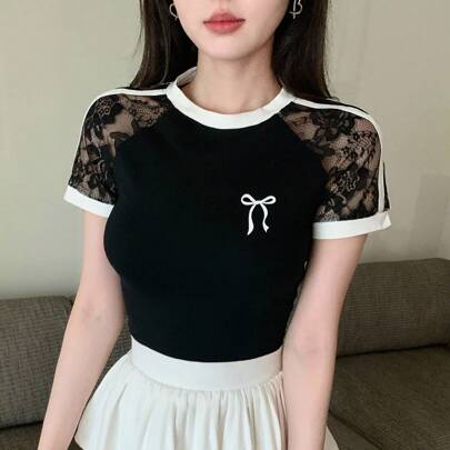봄/여름 속이 빈 레이스 리본 대비 색상 패치워크 리본 장식 섹시한 슬림 캐주얼 반팔 여성 티셔츠