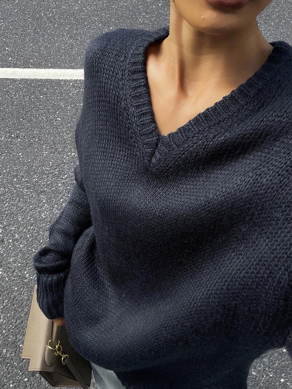 Women's Casual Solid Color V-Neck Long Batwing Sleeve Sweater Fall