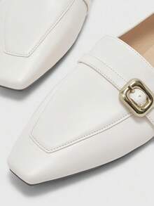 CUCCOO BIZCHIC 女式带扣设计休闲平底乐福鞋 - 米色 - 查看 7