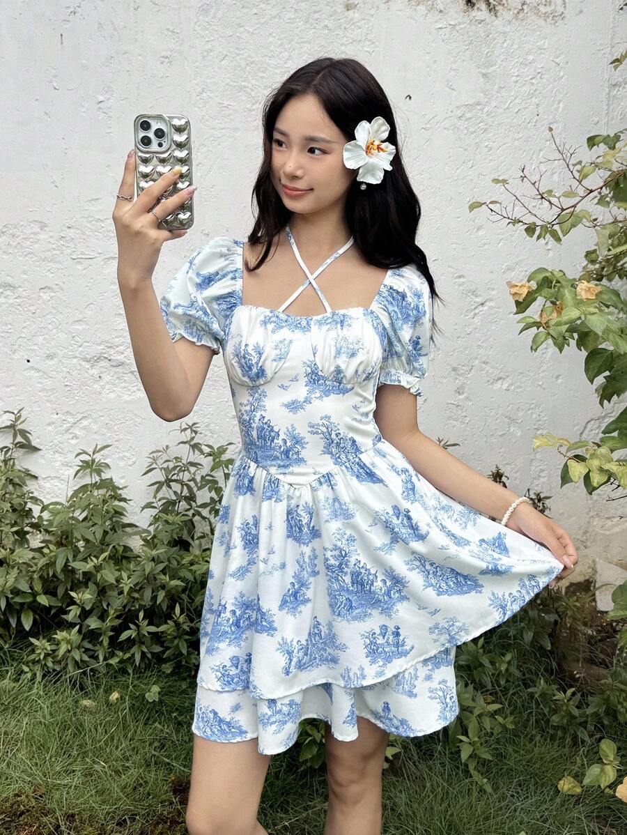SHEIN Robe de vacances élégante à fleurs bleues avec nœud, volants et manches bouffantes froncées pour adolescentes - Bleu et Blanc - Voir 1