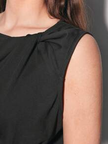 Maija Plus Size Women Casual Asymmetrical Hem Knot Design Backless Midi Dress - Black - View 4
