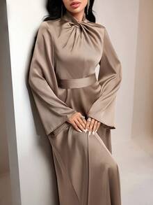 Veilorie 结领、喇叭袖、系带收腰优雅派对连衣裙 - 卡其色 - 查看 2