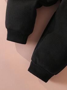 SHEIN Infant/Toddler Boys 2-Piece Set: Sweatshirt With Cute Penguin Applique & Embroidery, Long Sleeve Top And Pants Set Fall Winter