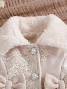Souflis Souflis Baby Girls' 3D Bow Floral Mesh Furry Collar A-Line Long Sleeve Woolen Coat. Decorated With 3D Bow And Floral Mesh, Elegant And Refined. Paired With Furry Collar And Classic A-Line Long Sleeve Silhouette, Fashionable And Generous. Whether To Play Or Attending Family Gatherings, The Baby Can Be The Most Shining Presence. Fall Winter - Apricot - View 3