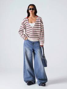 LYSMO 2025 Nuevo Llegado Minimalismo Otoño Mujer Casual Suéter Holgado de Punto con Cuello en V a Rayas para Maestras, Aeropuerto y Viajes para Mujeres para Salir, Volver a la Escuela, Graduación, Ropa de Calle, Grunge y Punk Chic, Estilo Y2K y Estocolmo, Mujer Audaz y Única