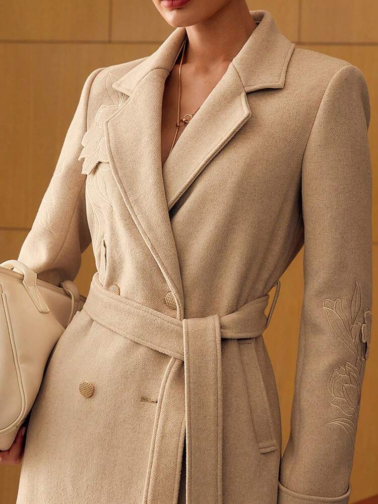 ABRIGO LARGO CON BORDADO FLORAL DE LANA, OTOÑO/INVIERNO