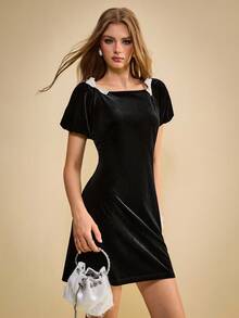 SHEIN Unity Women's Elegant Velvet Color Block Bowknot Puff Sleeve Short Dress,Black And White,Autumn,Dinner Date, Valentine's Day,Party,Birthday,Graceful - Black - View 7
