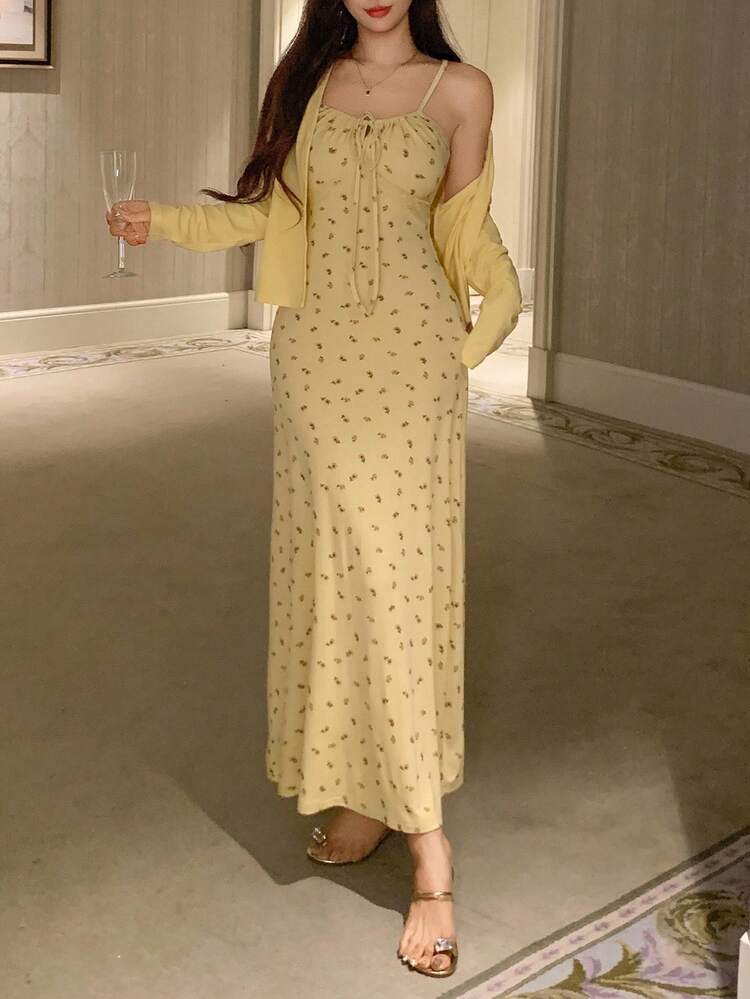 Solid Color Crop Top & Ditsy Floral Fitted Long Camisole Nightgown Women Pajama Set, Fall Winter Clothes