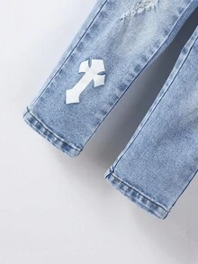 青春男孩牛仔弹力两件套，美式复古街头潮流酷炫个性休闲日常学院风推荐。牛仔翻领夹克长袖外套，搭配十字印花+做旧设计，时尚又独特 - 淺色水洗藍 - 查看 5