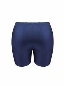 大码女式纯色时尚百搭皮革紧身短裤