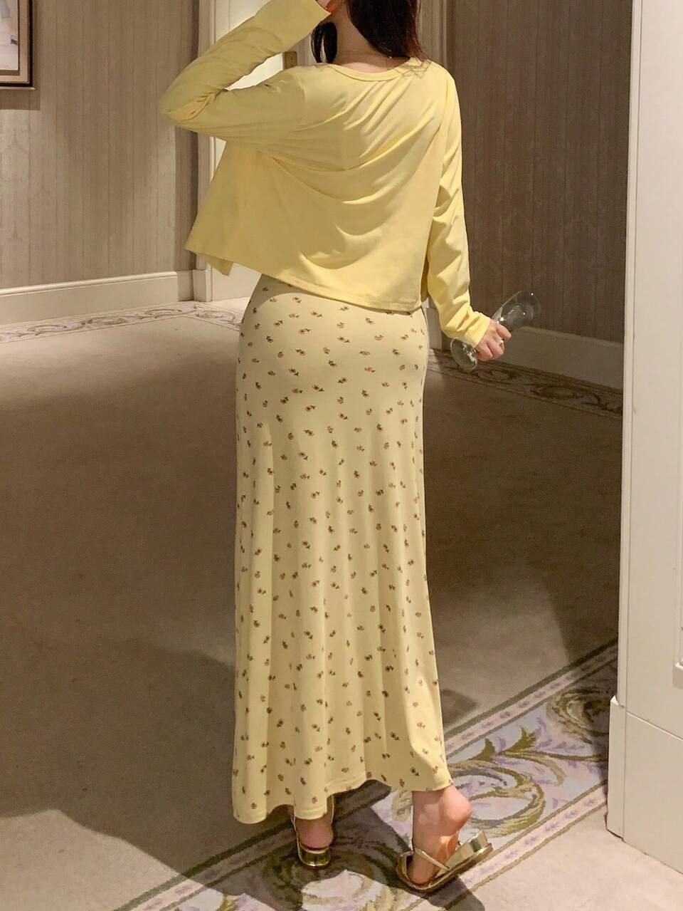 Solid Color Crop Top & Ditsy Floral Fitted Long Camisole Nightgown Women Pajama Set, Fall Winter Clothes