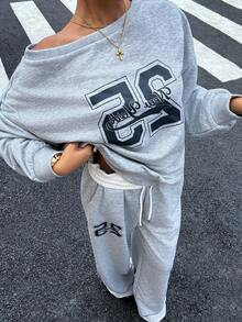 SHEIN EZwear Conjunto de 2 piezas con top de manga larga con estampado de letras y números en cuello asimétrico y pantalones largos con cordón en la cintura para mujer