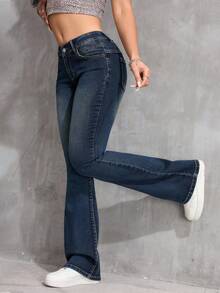 SHEIN ICON 冬季加大码女式复古弹力修身喇叭牛仔裤，百搭牛仔竞技风格