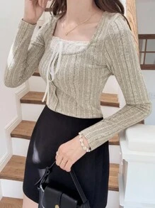 FRIFUL Stylish Casual Grey Crop T-Shirt For Women With Regular Hem And Colorblock Pattern