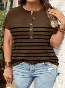 SHEIN LUNE 2025 宽松 V 领纽扣条纹短袖加大码 T 恤，女款 - 咖啡棕 - 查看 4