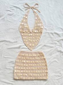 SHEIN x Eduarda Gutierrez Soleia 女士性感 V 领系带露背吊带背心和高腰亮片毛衣两件套，适合派对、圣诞节、约会、夜总会、海滩、游轮、下午茶、波西米亚风、波西米亚风、浪漫花卉、度假钩针两件套奶油色两件套亮片两件套海滩两件套秋冬 - 杏色 - 查看 3