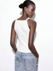 Maija 女士白色侧开衩钩环春季都市休闲时尚百搭柔软舒适修身钩环设计圆领无袖背心街头风女装音乐会女装度假女装端庄 - 白色 - 查看 4