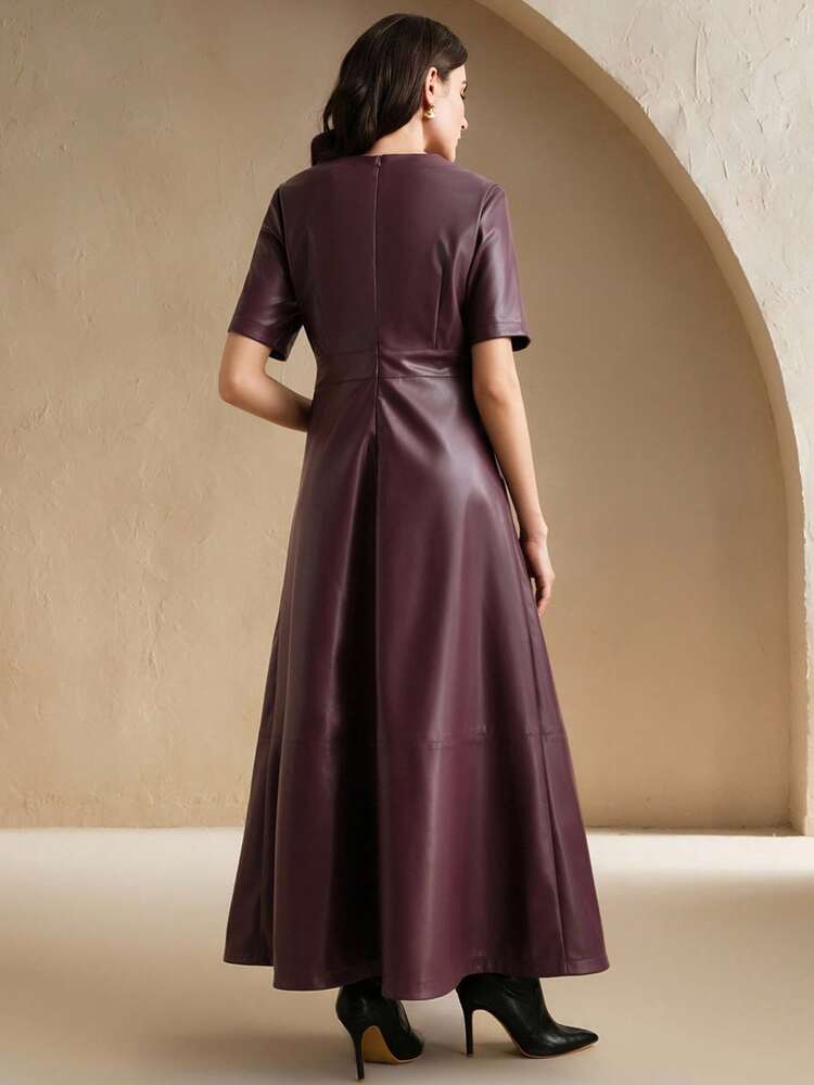 Women's Long Dress With Waist Pleats, Urban Chic Fashion Commuter Versatile PU Short Sleeve Dress